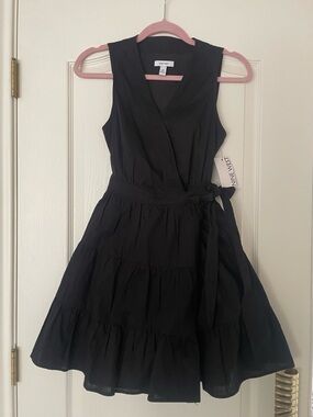 Nine West Black Tiered Sleeveless Wrap Dress Size XS NWT